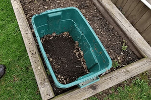 Make Compost in Plastic Tub